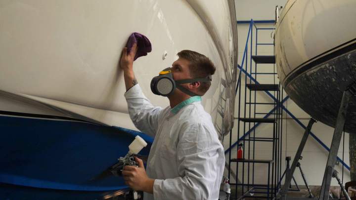 Conception et réalisation de bateaux sur mesure à La Réunion.